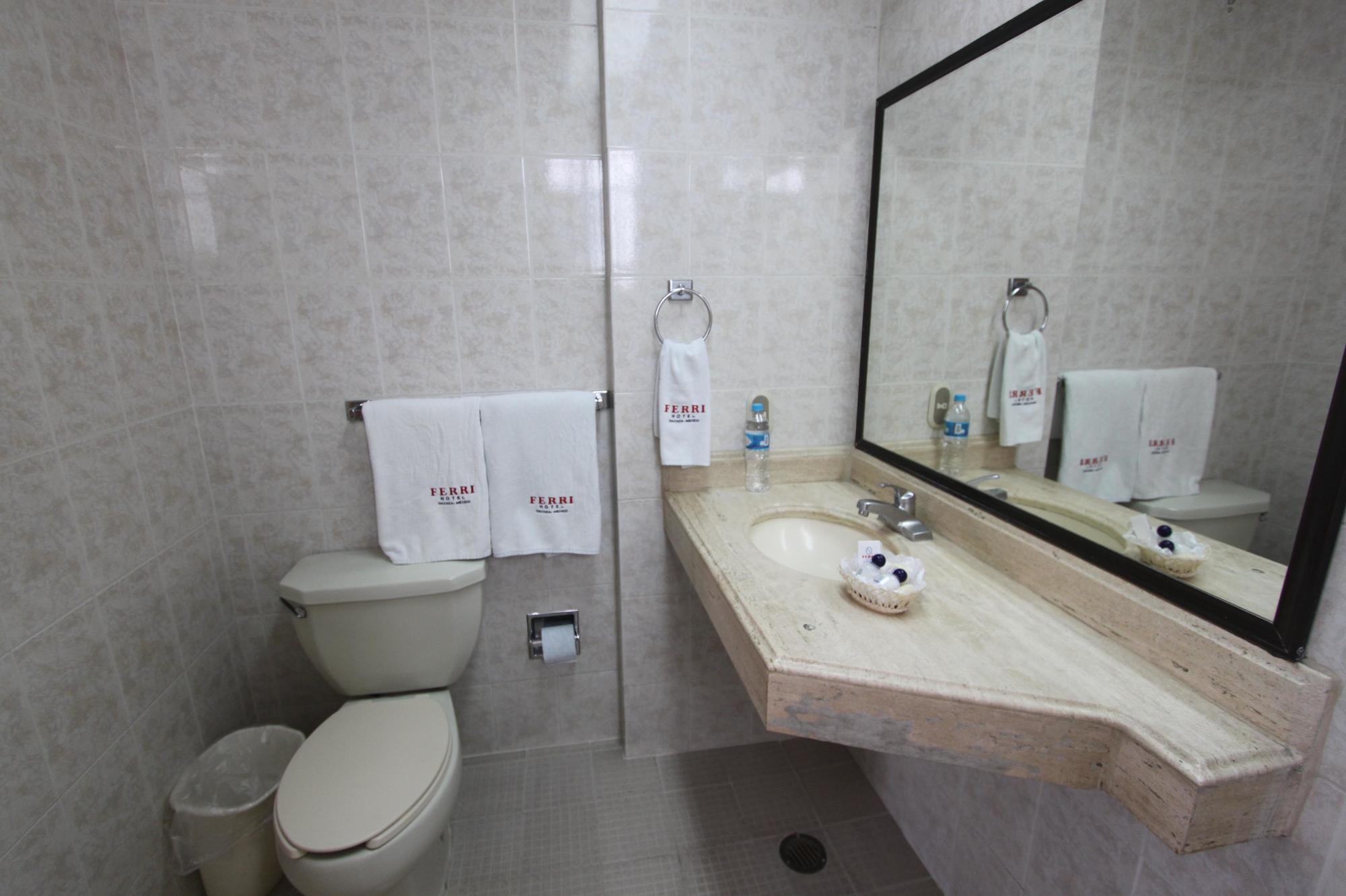 Hotel Ferri Oaxaca Exteriör bild