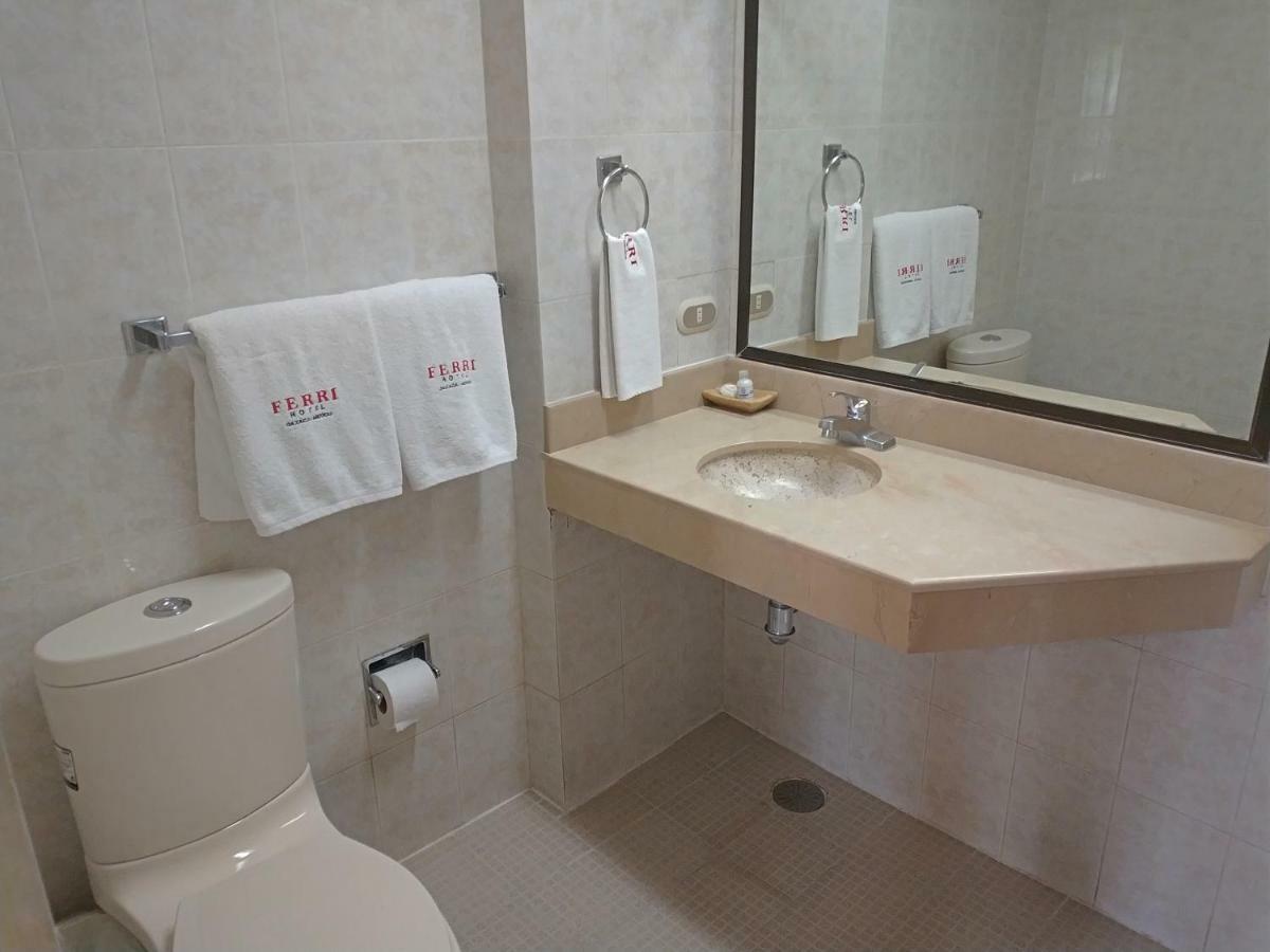 Hotel Ferri Oaxaca Exteriör bild